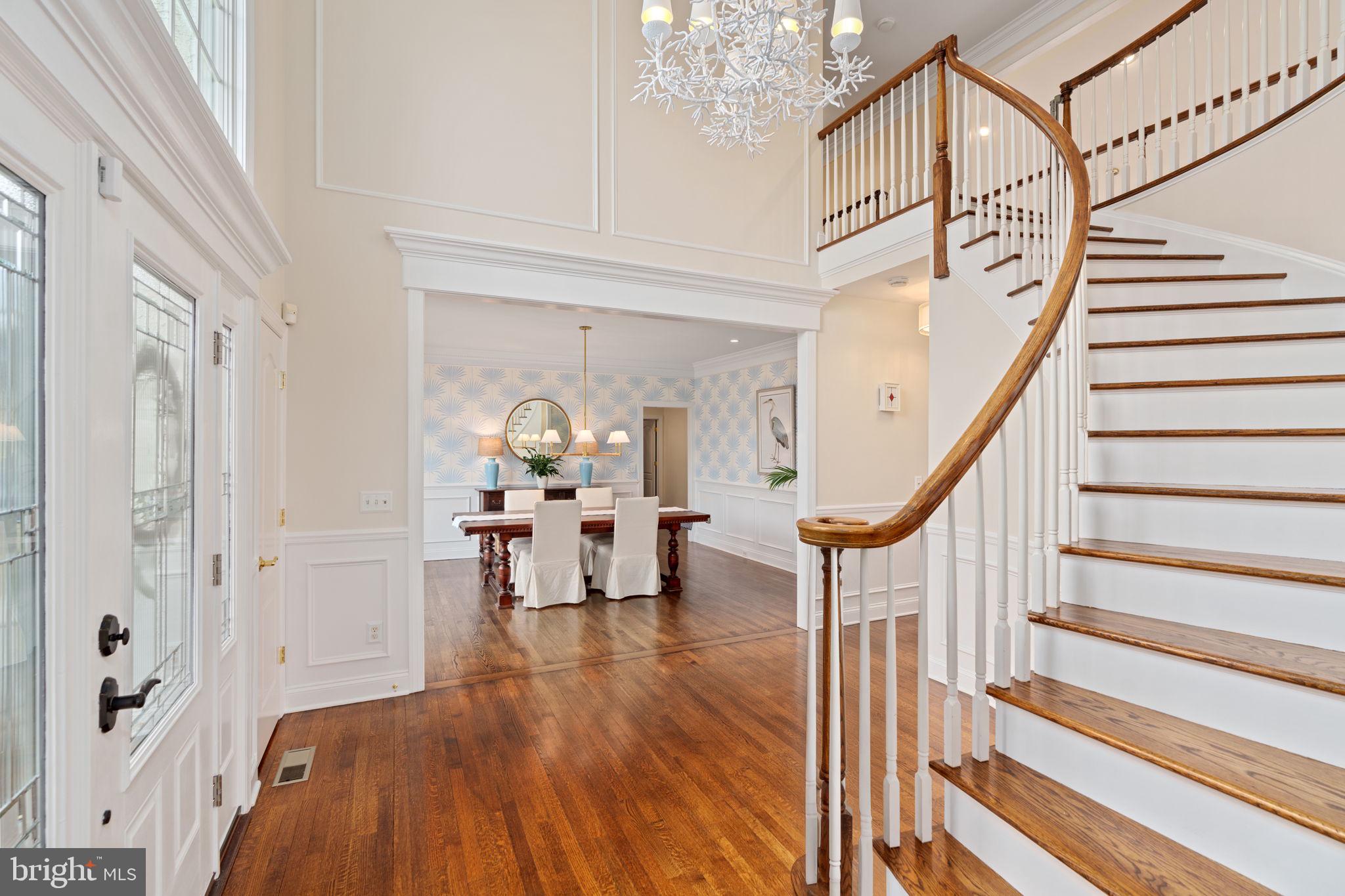 SADDLE RIDGE - Residential