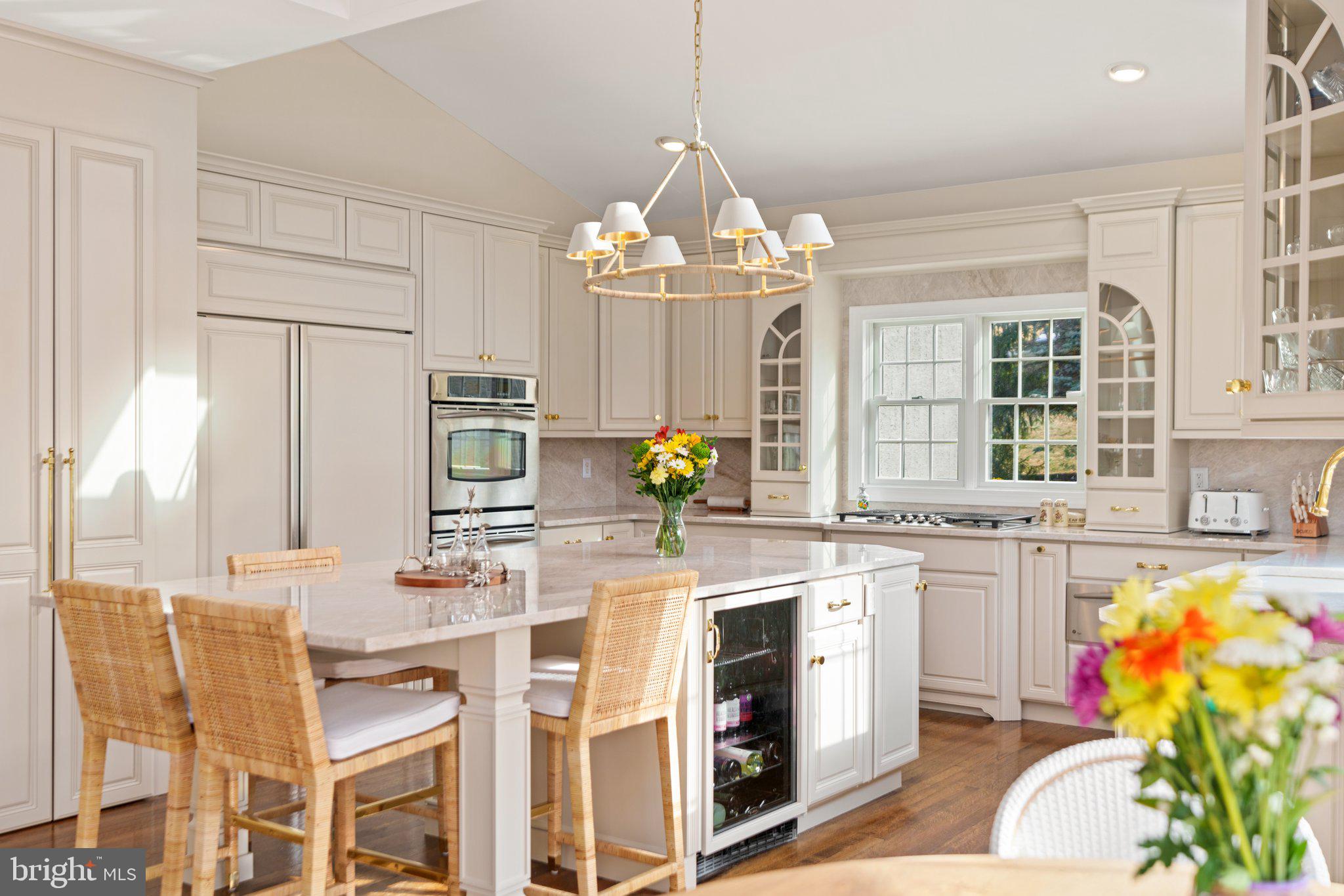 SADDLE RIDGE - Residential