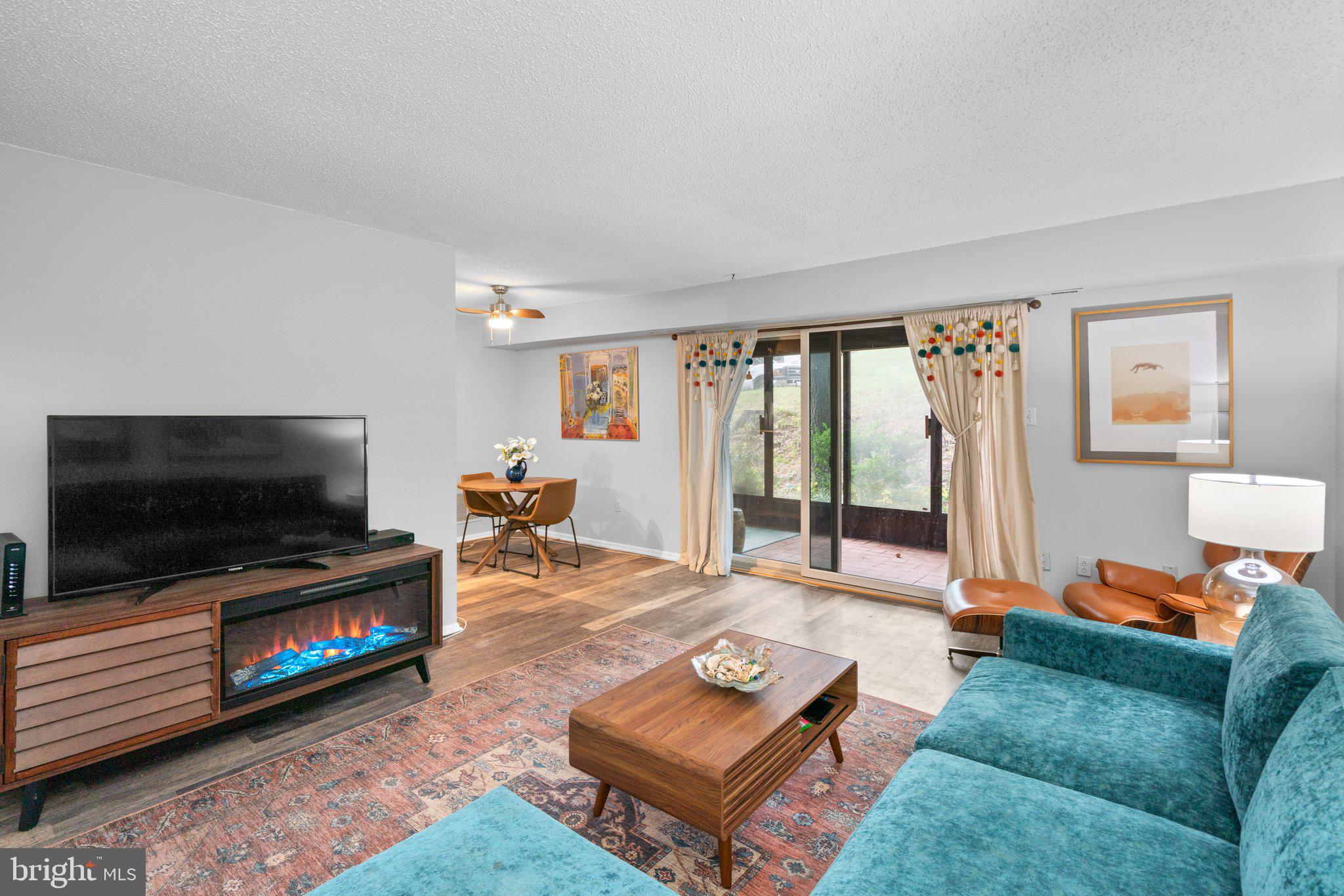 ROCKLAND RUN - Residential