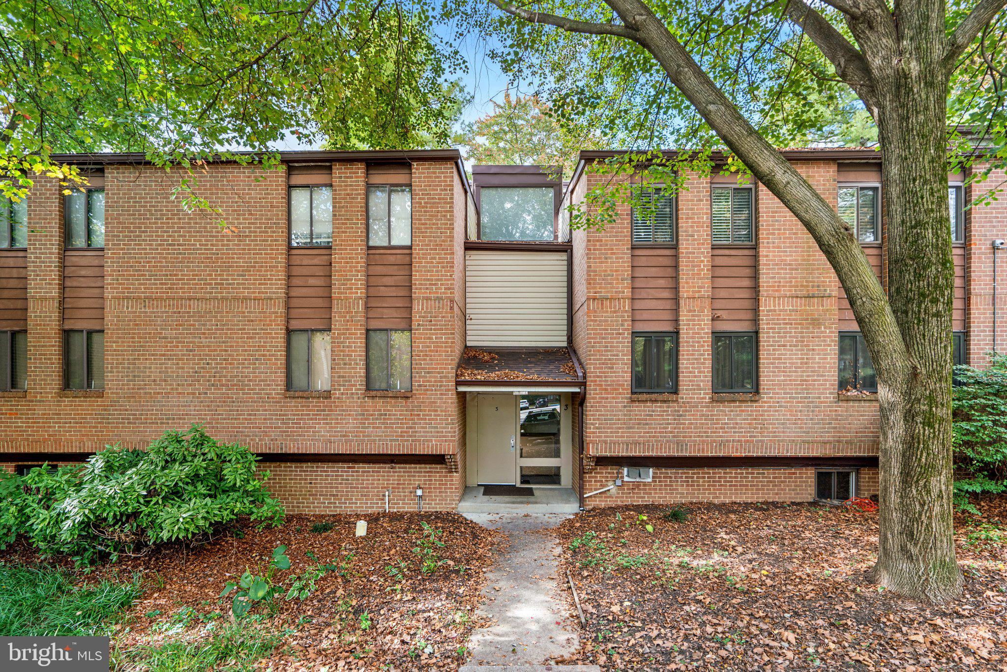 ROCKLAND RUN - Residential