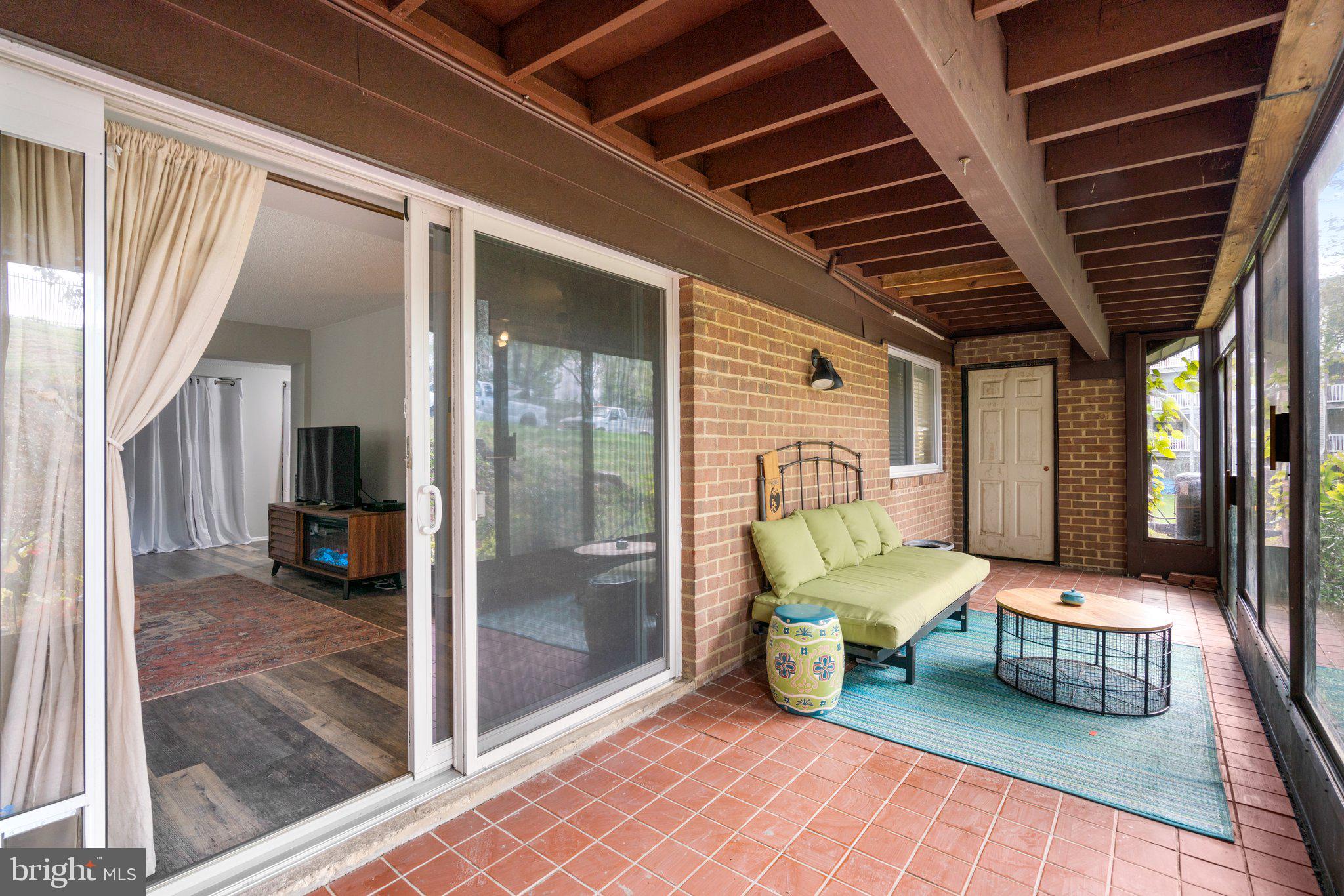 ROCKLAND RUN - Residential