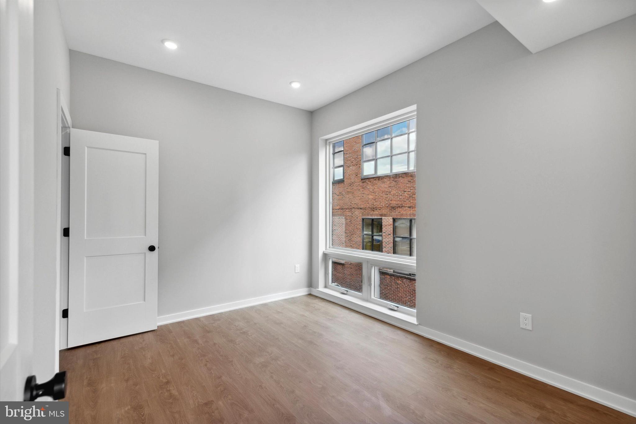 308 W CHELTEN AVENUE 313