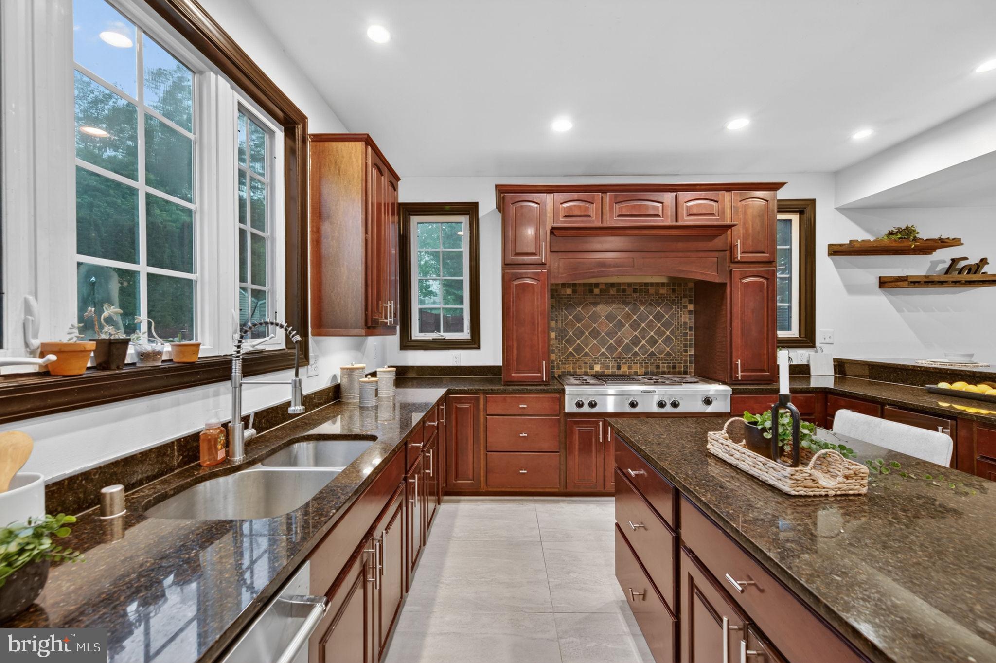 PEPPERMINT SPRINGS - Residential