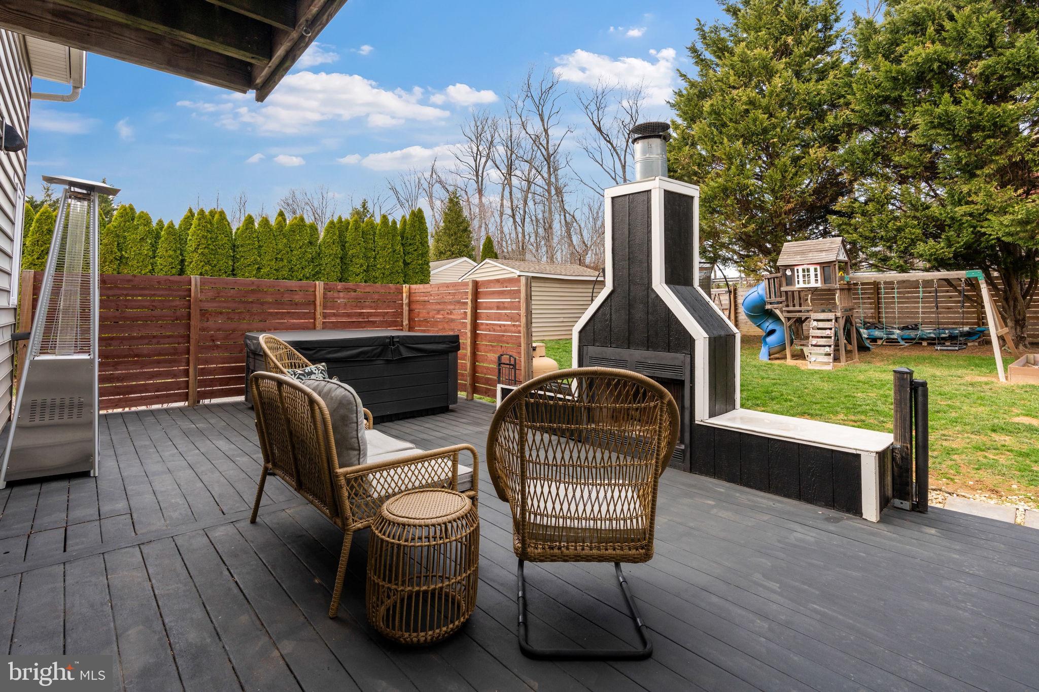 PEPPERMINT SPRINGS - Residential