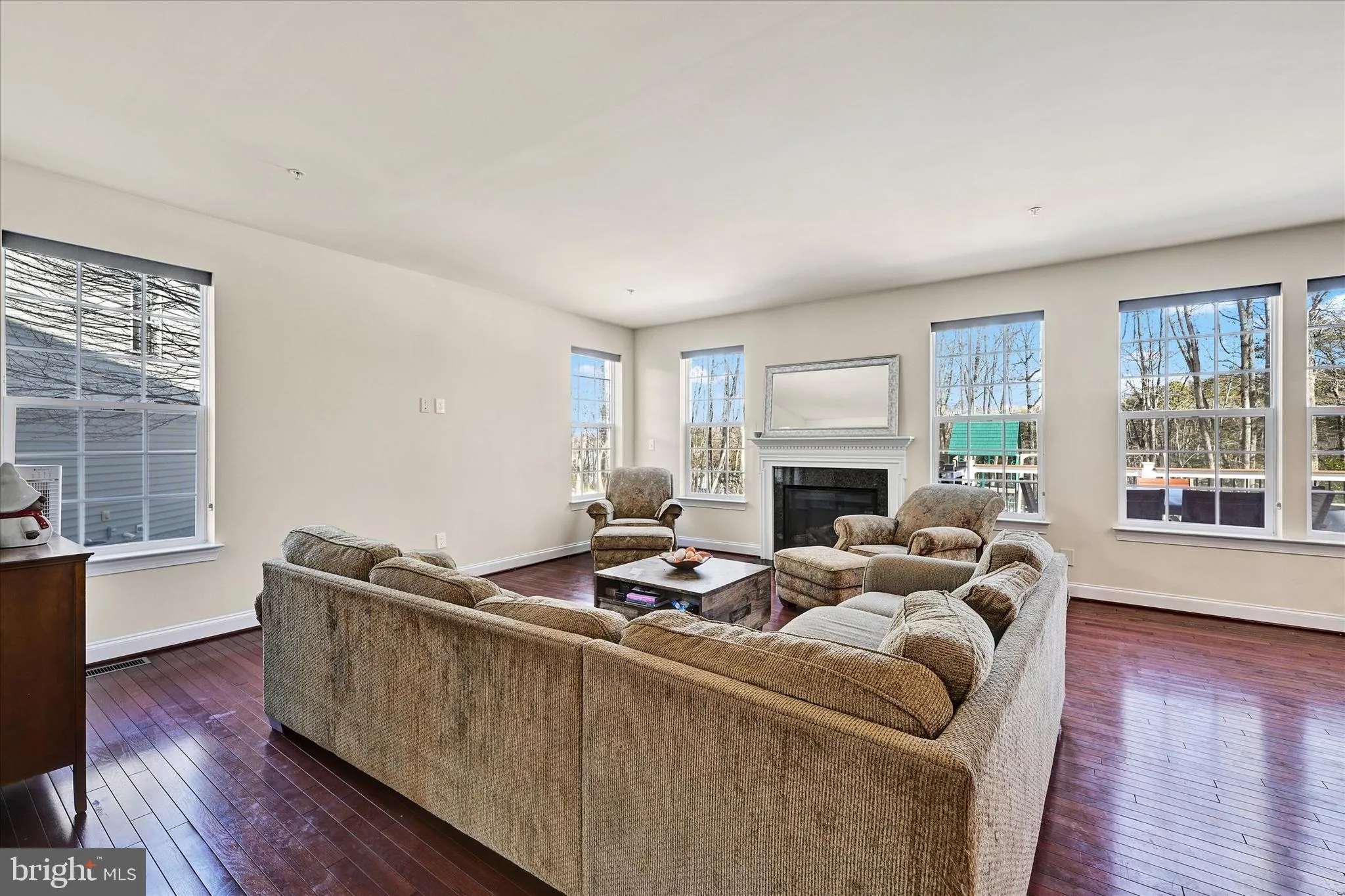 Glen Burnie, Maryland 21060, United States, 4 Bedrooms Bedrooms, ,3 BathroomsBathrooms,Residential,Pending,23182