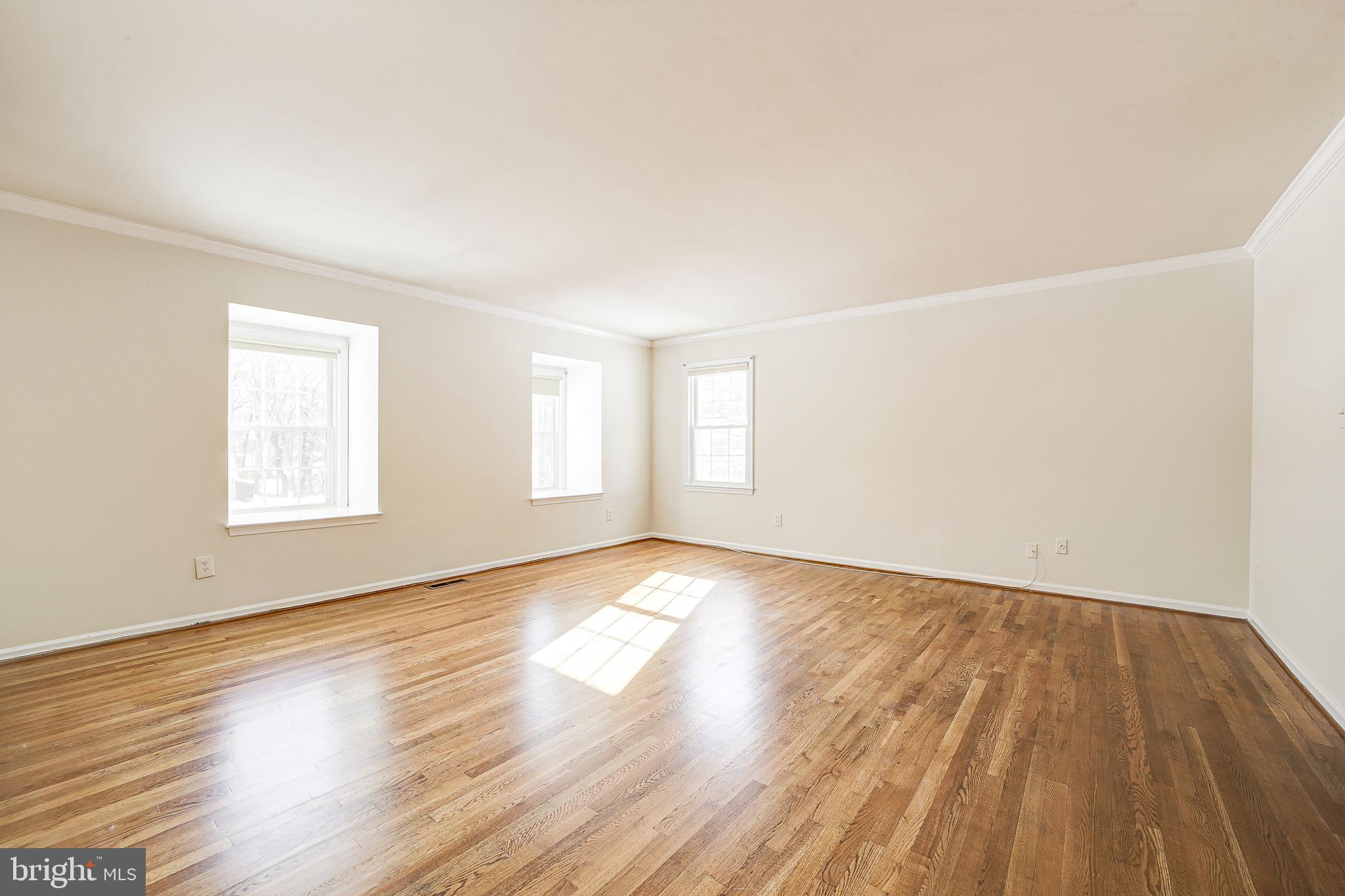 PINE KNOLLS - Residential Lease