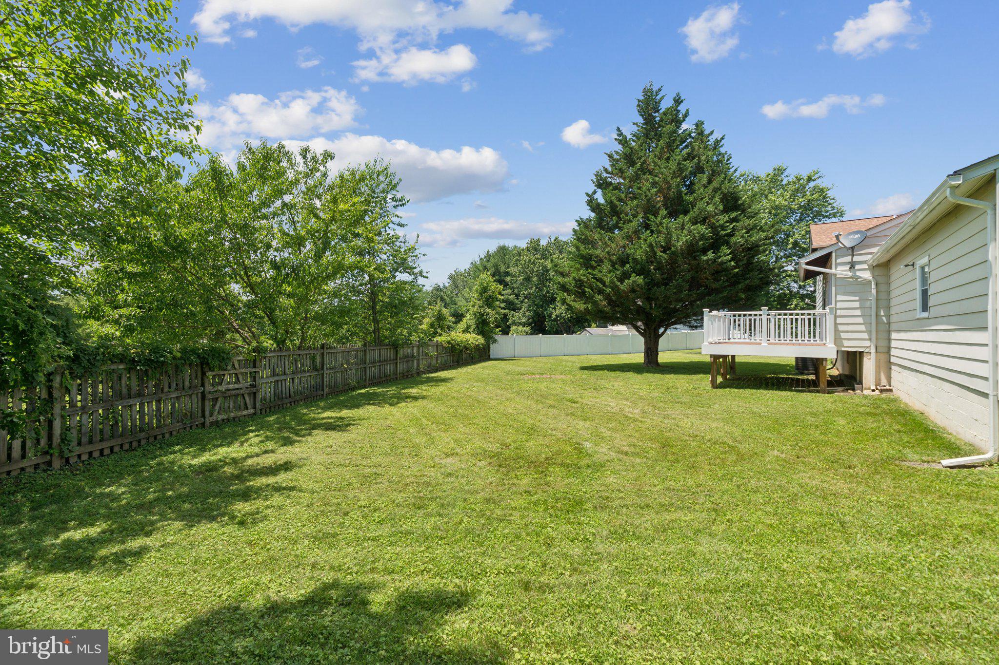 FLOWER HILL - Residential