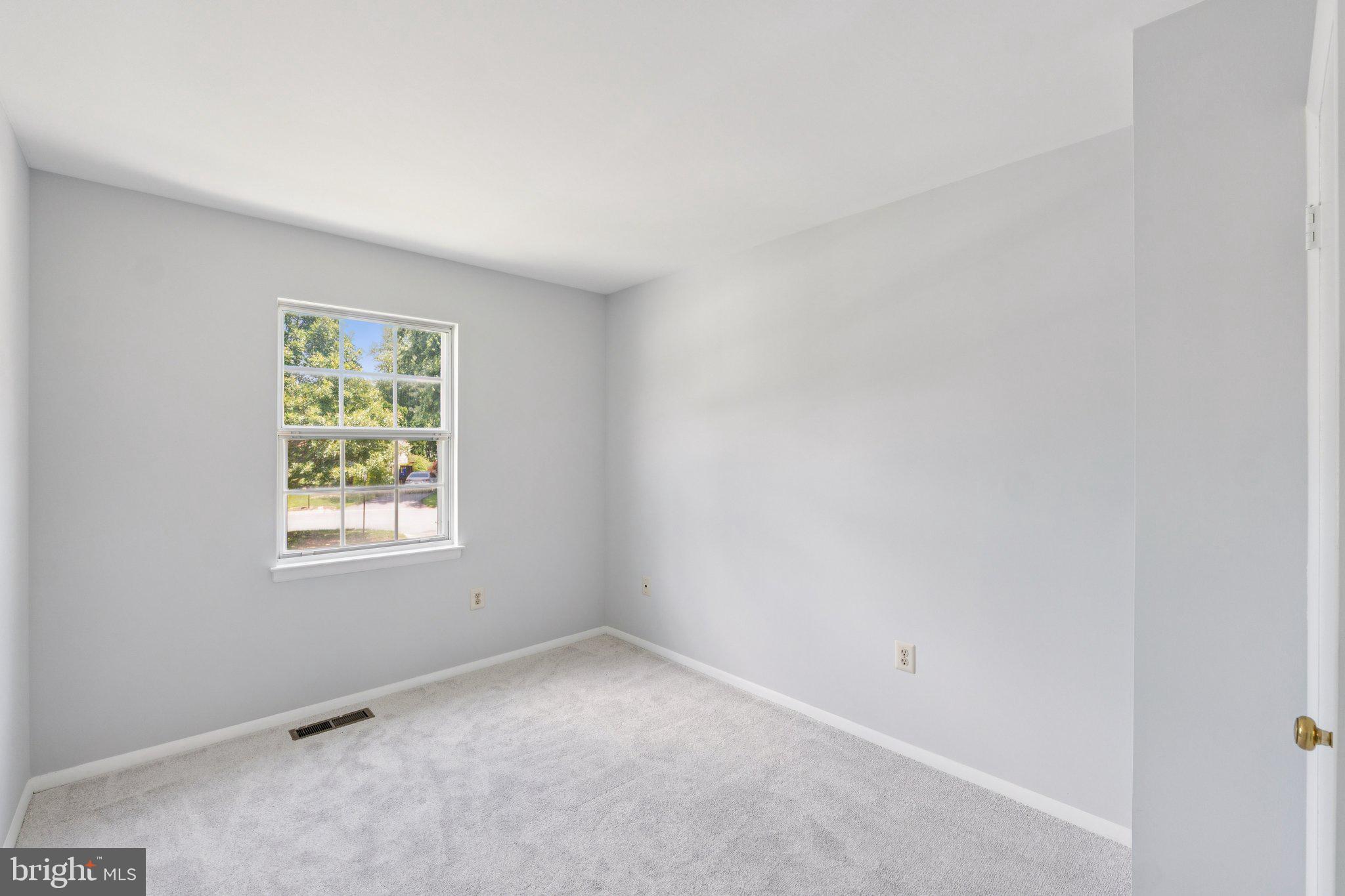 FLOWER HILL - Residential