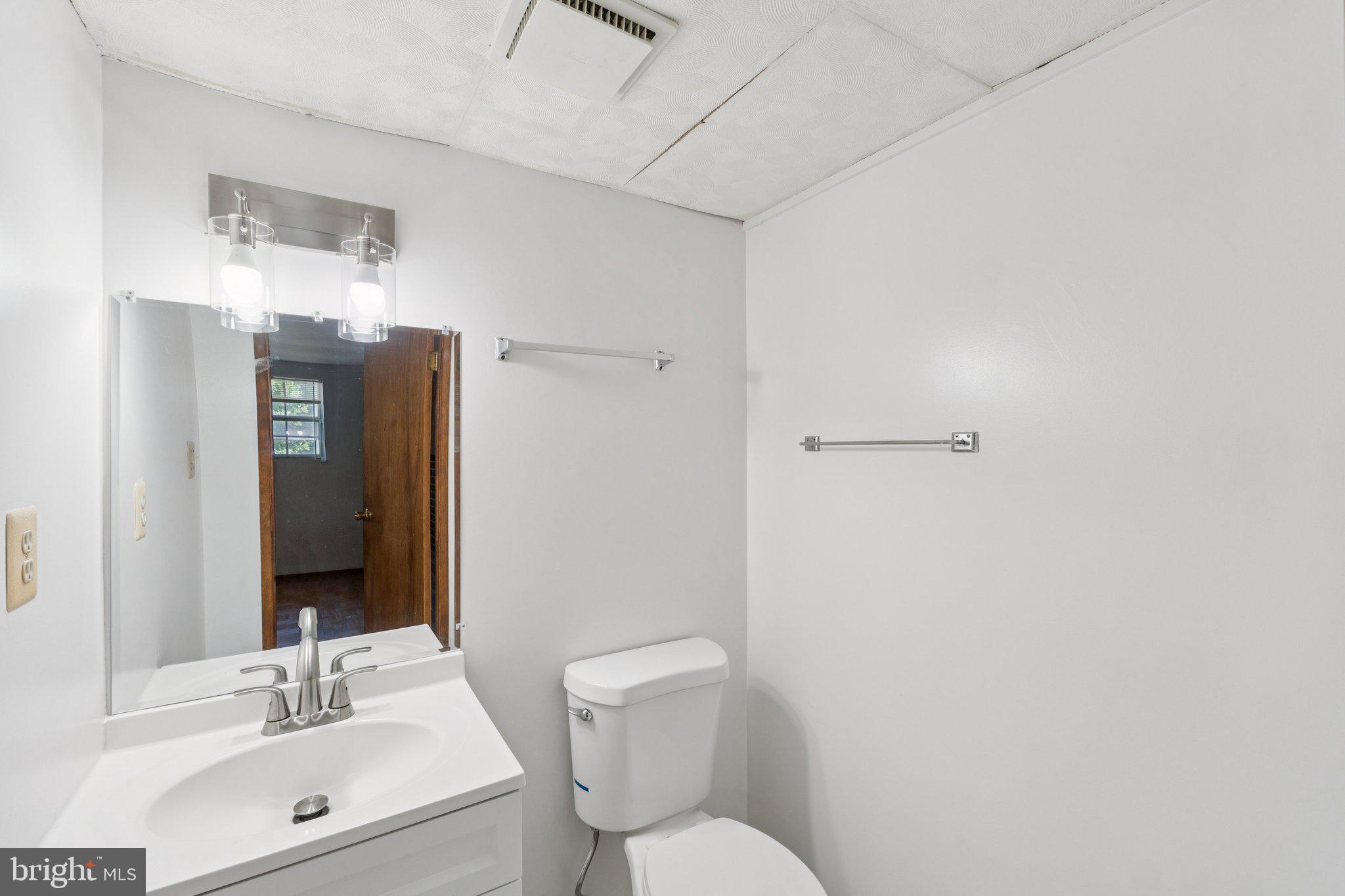 FLOWER HILL - Residential