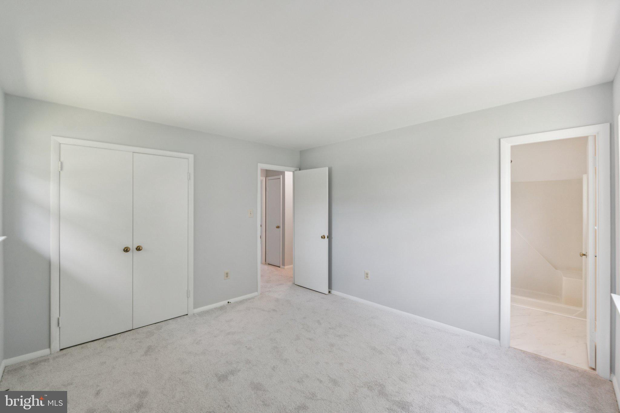 FLOWER HILL - Residential