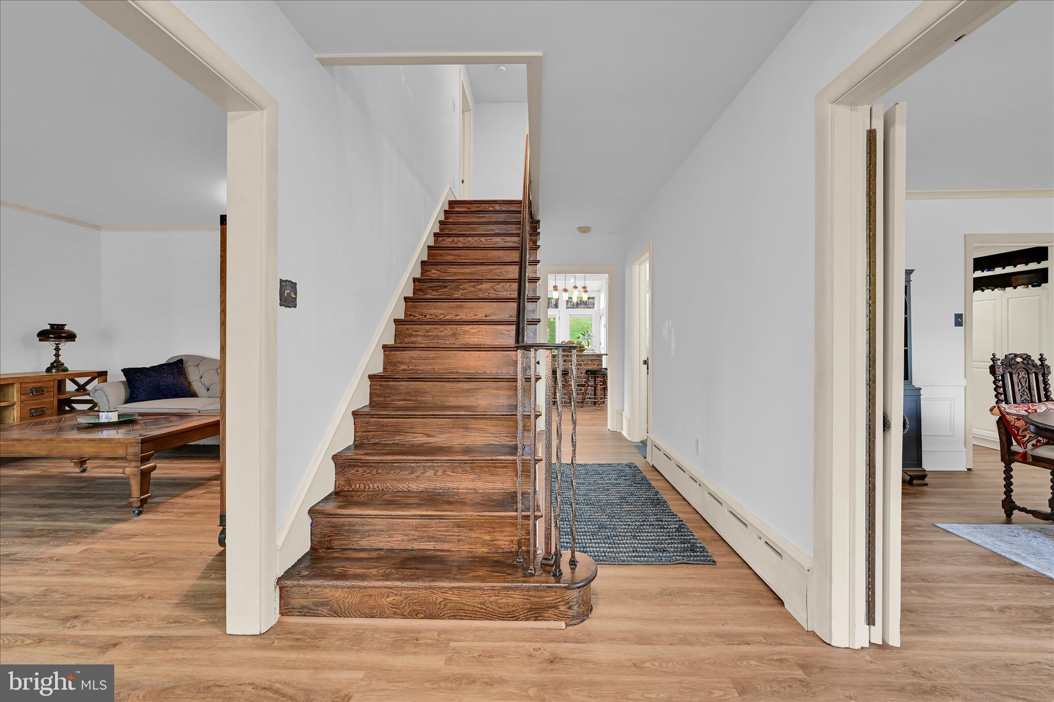 YORKVILLE - Residential