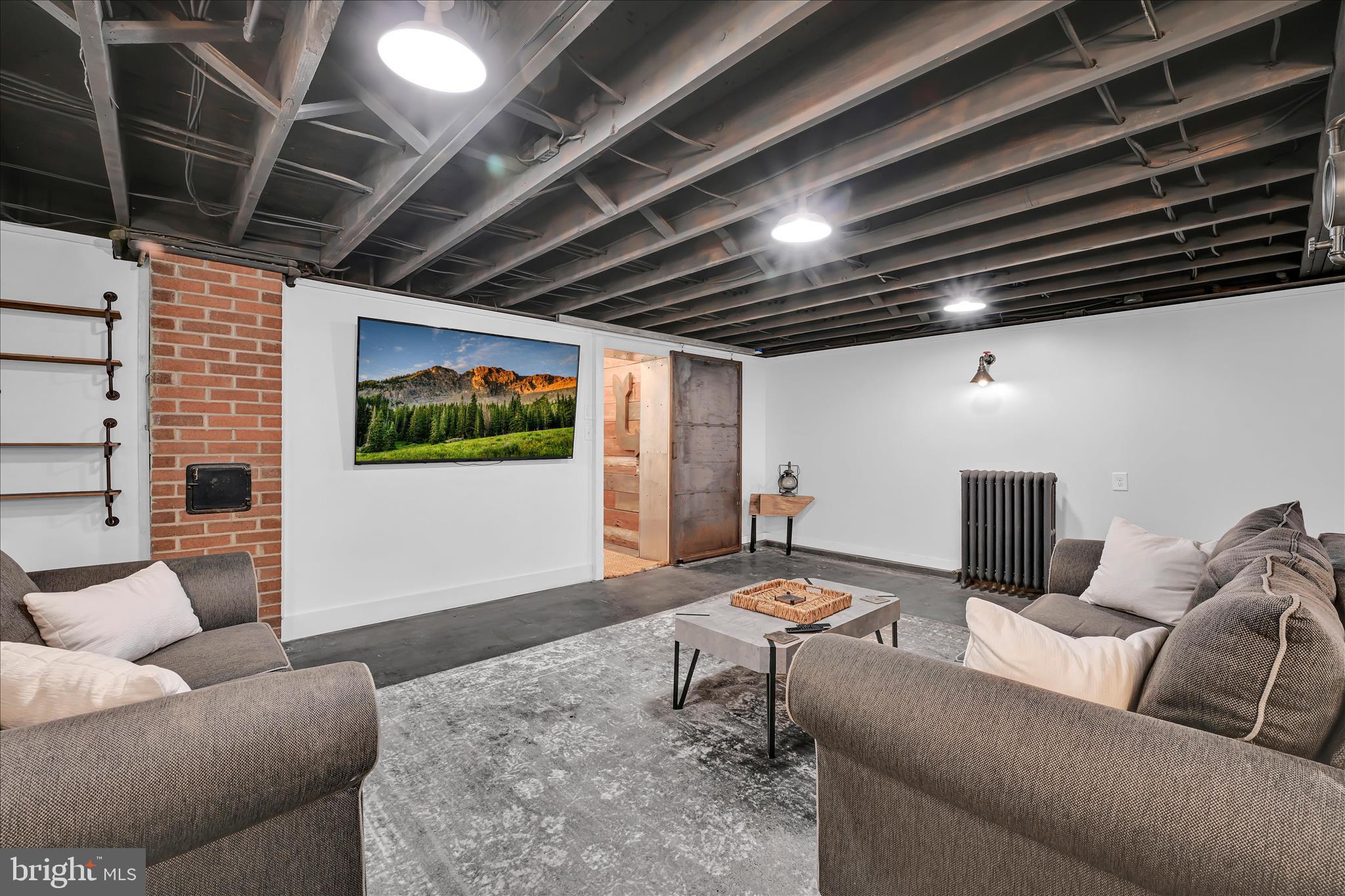 YORKVILLE - Residential