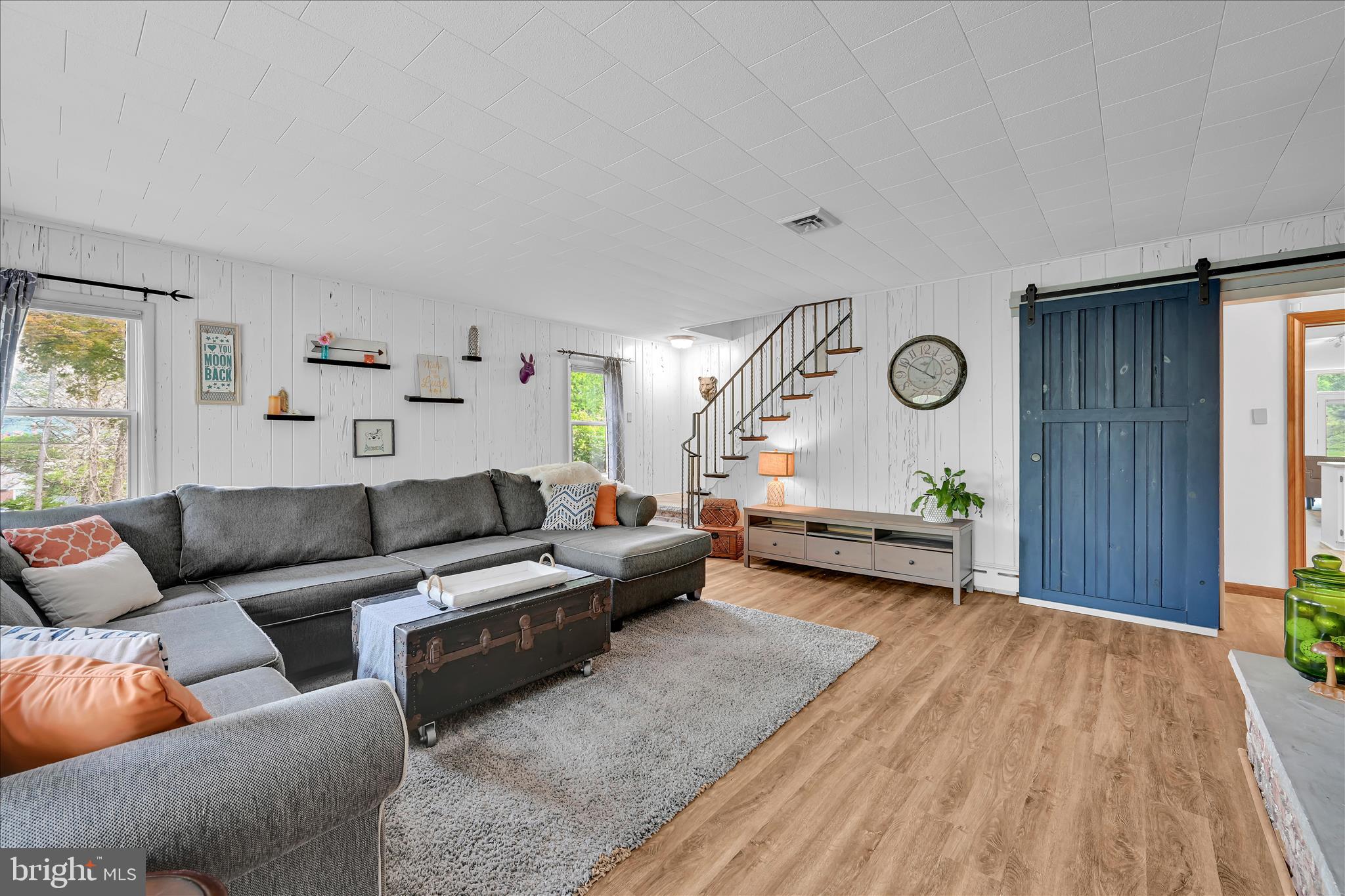 YORKVILLE - Residential
