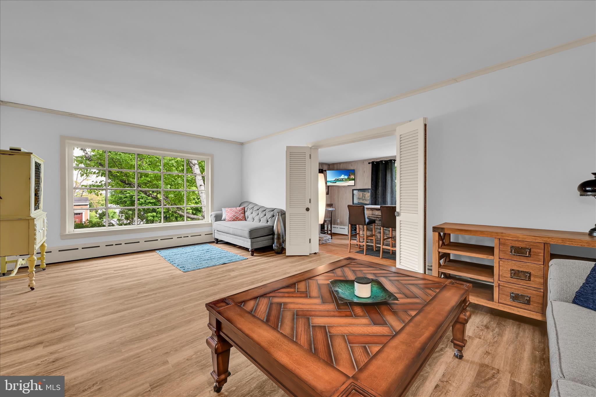 YORKVILLE - Residential