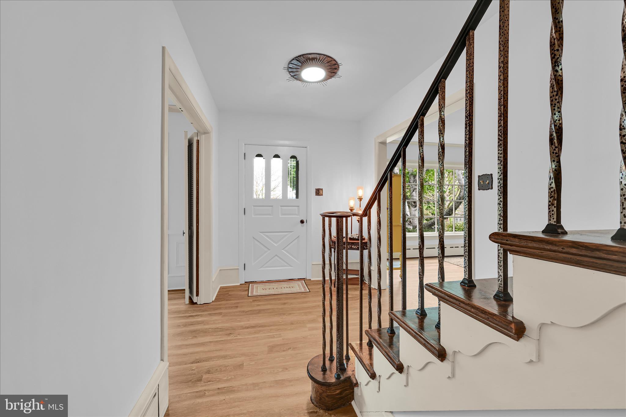 YORKVILLE - Residential