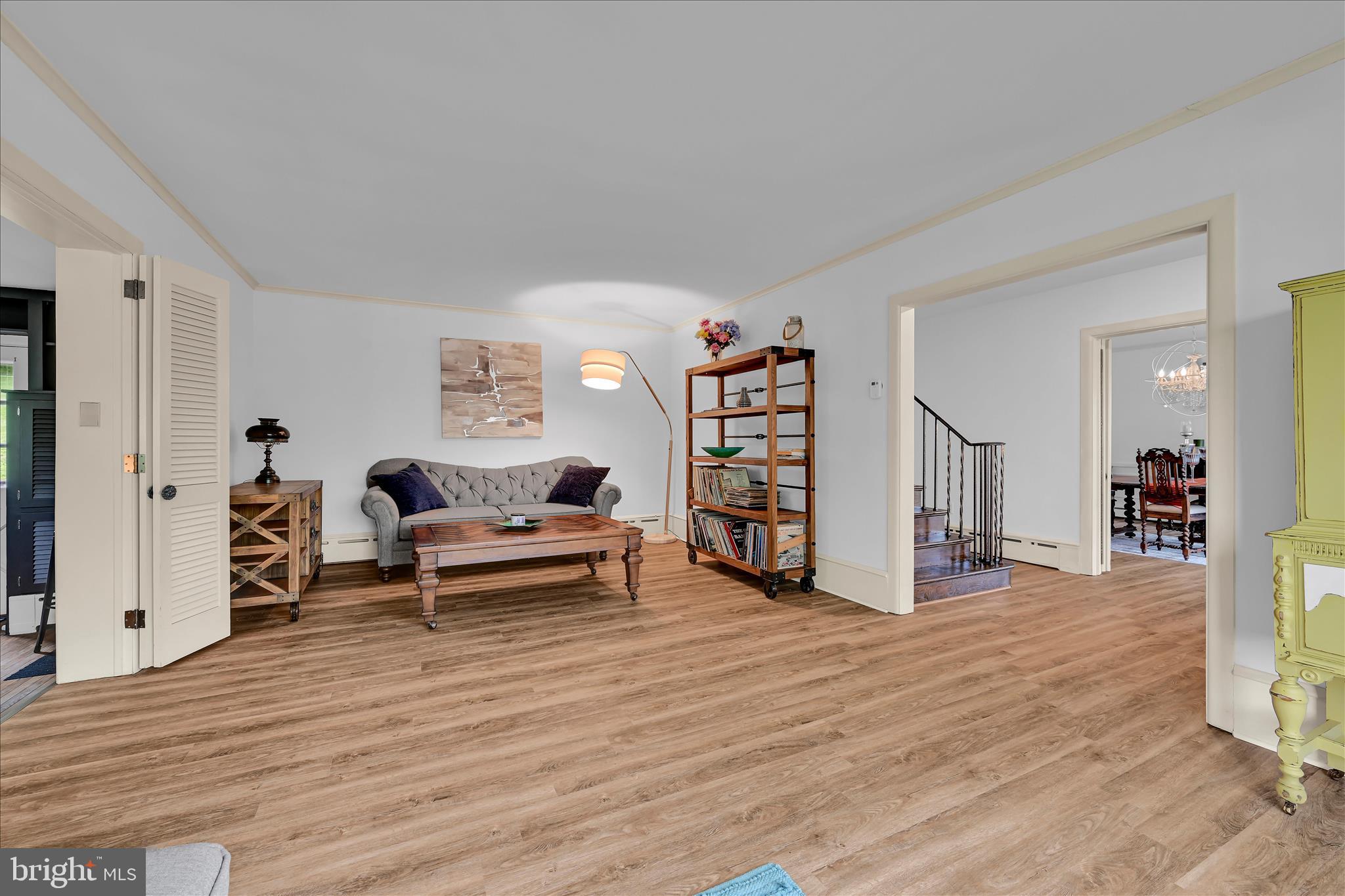 YORKVILLE - Residential
