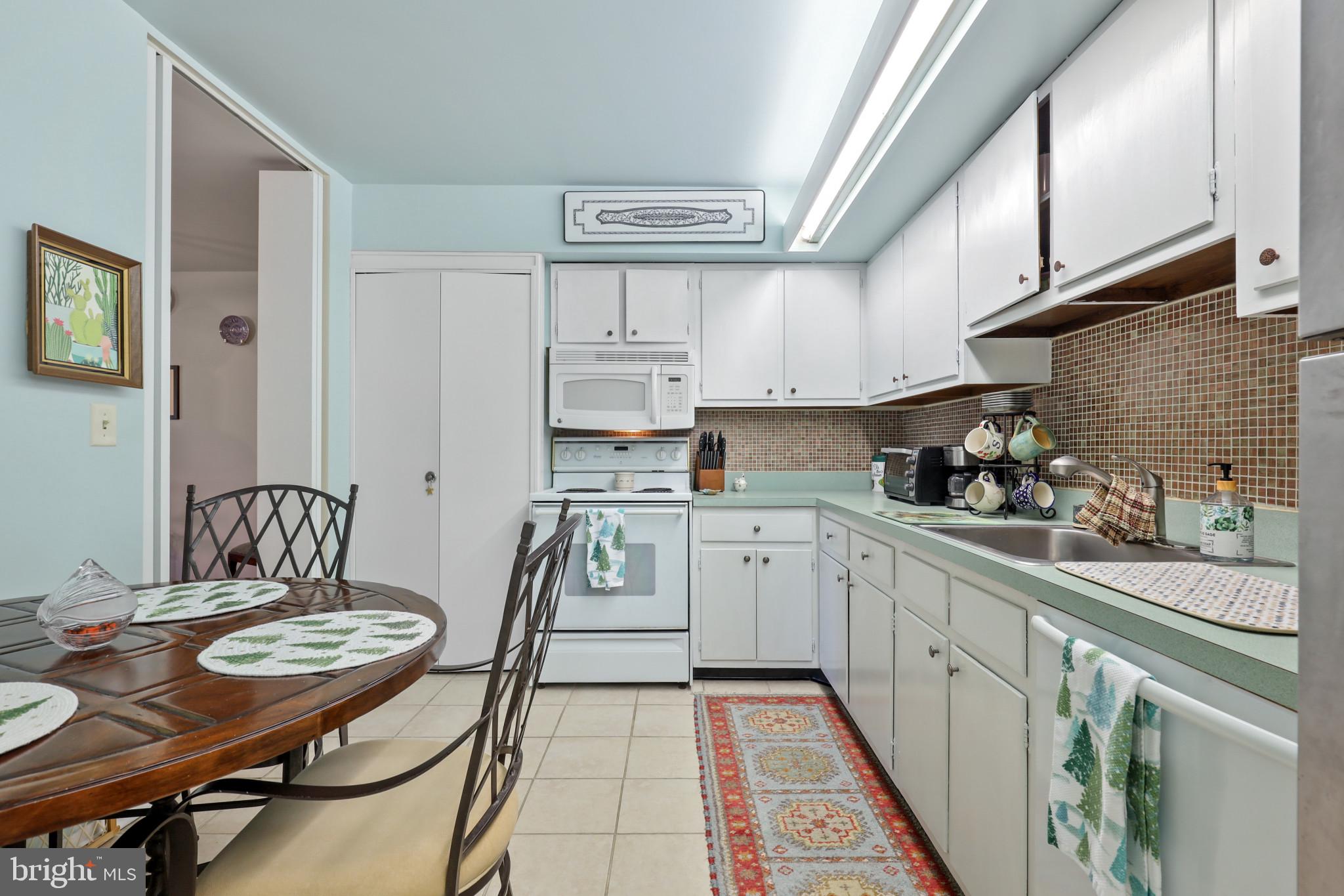 STEVENSON VILLAGE CONDO - Residential