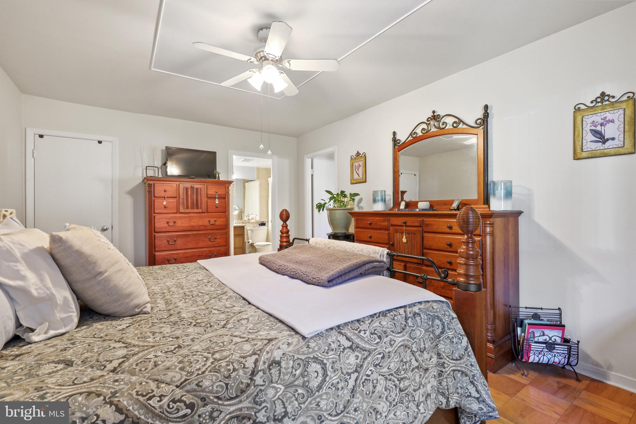 STEVENSON VILLAGE CONDO - Residential