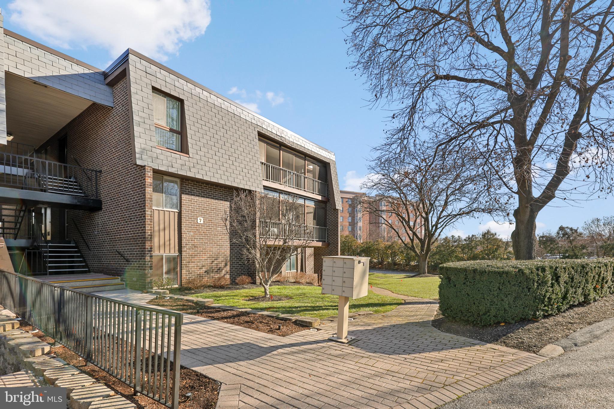 STEVENSON VILLAGE CONDO - Residential