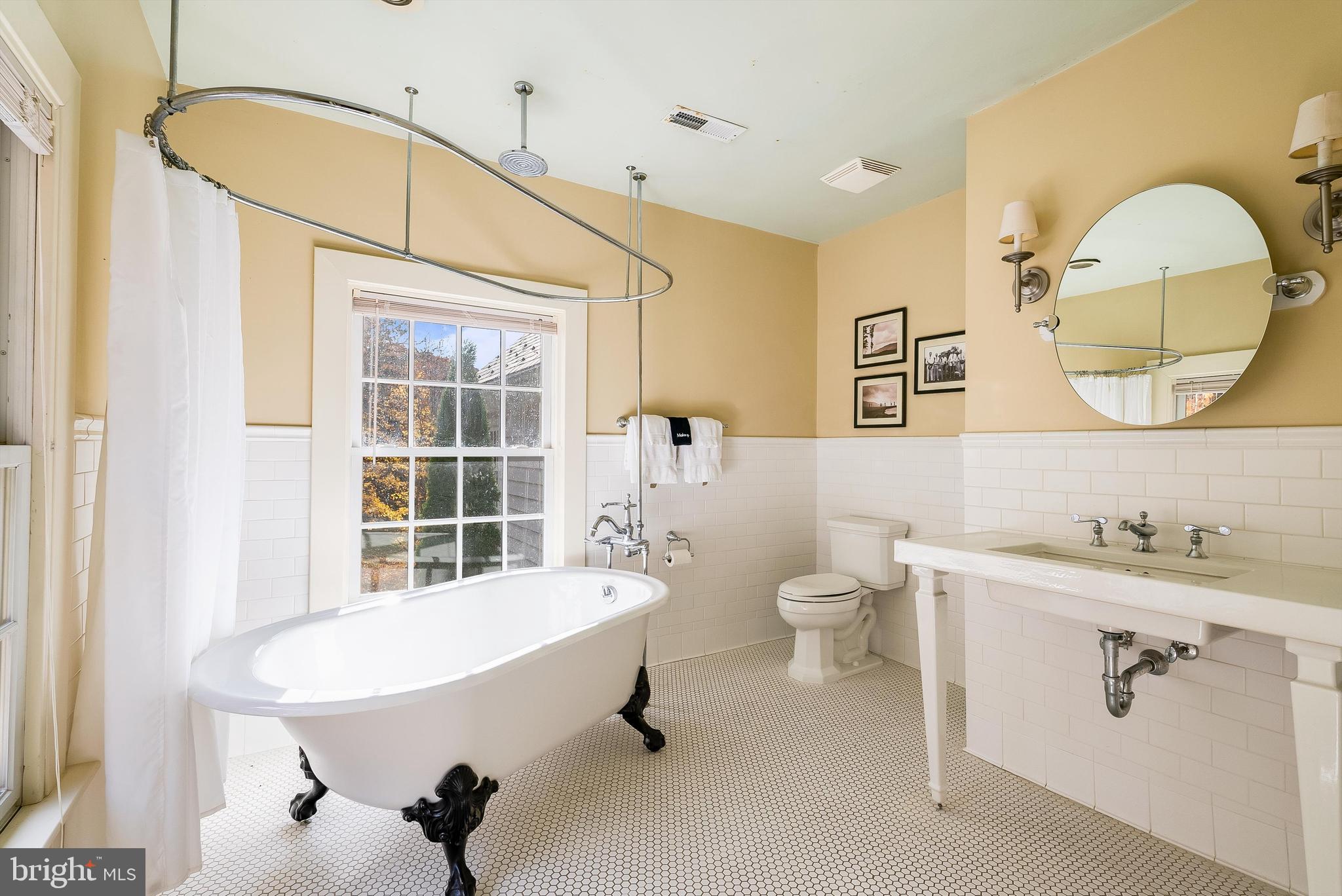 HOMESTEAD - Residential