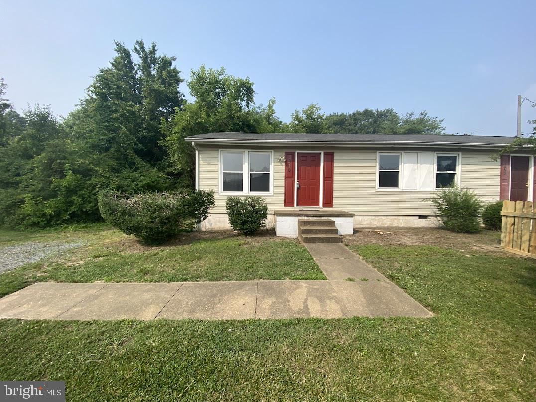 ROSELAND - Residential Lease