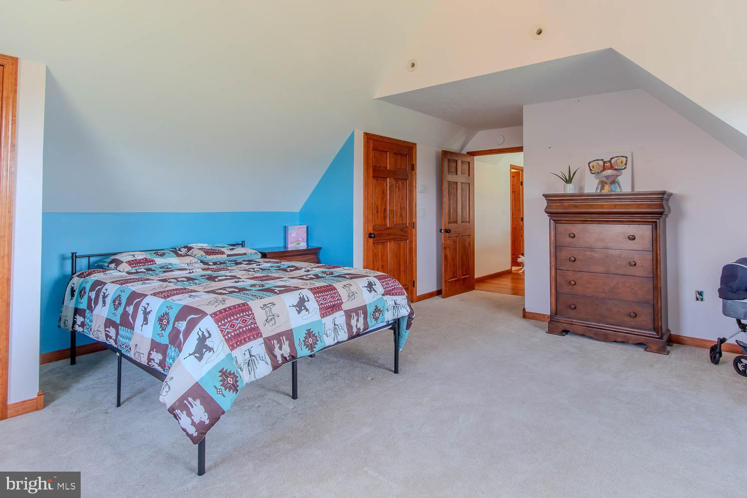 HIDDEN LAKES ESTATES - Residential