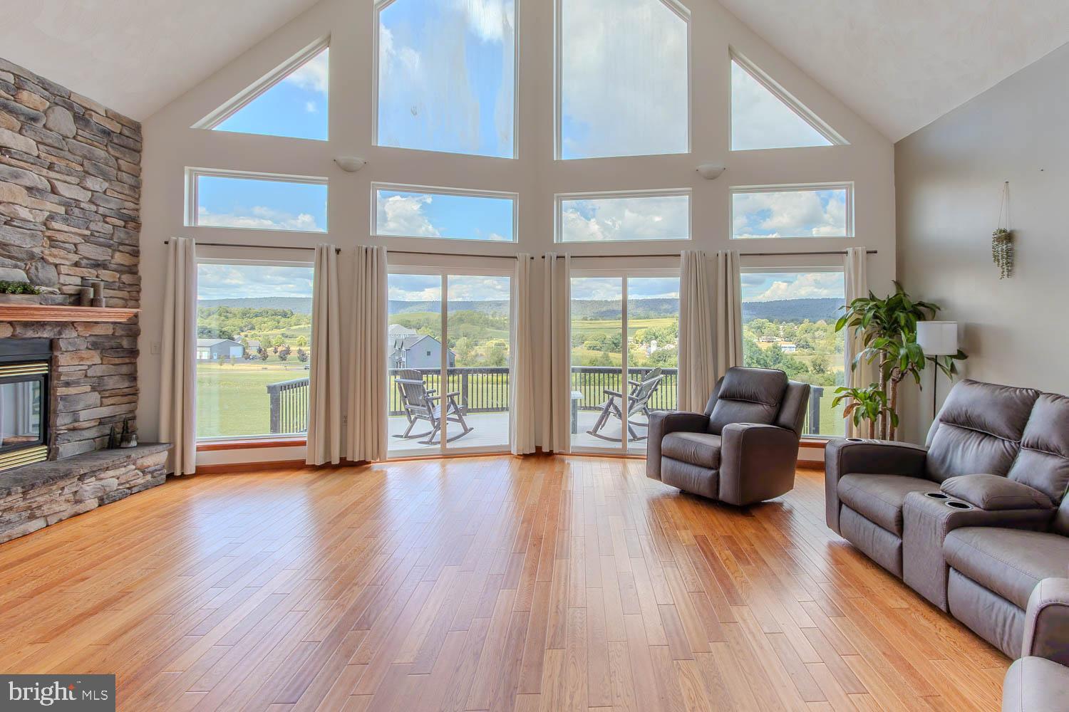 HIDDEN LAKES ESTATES - Residential