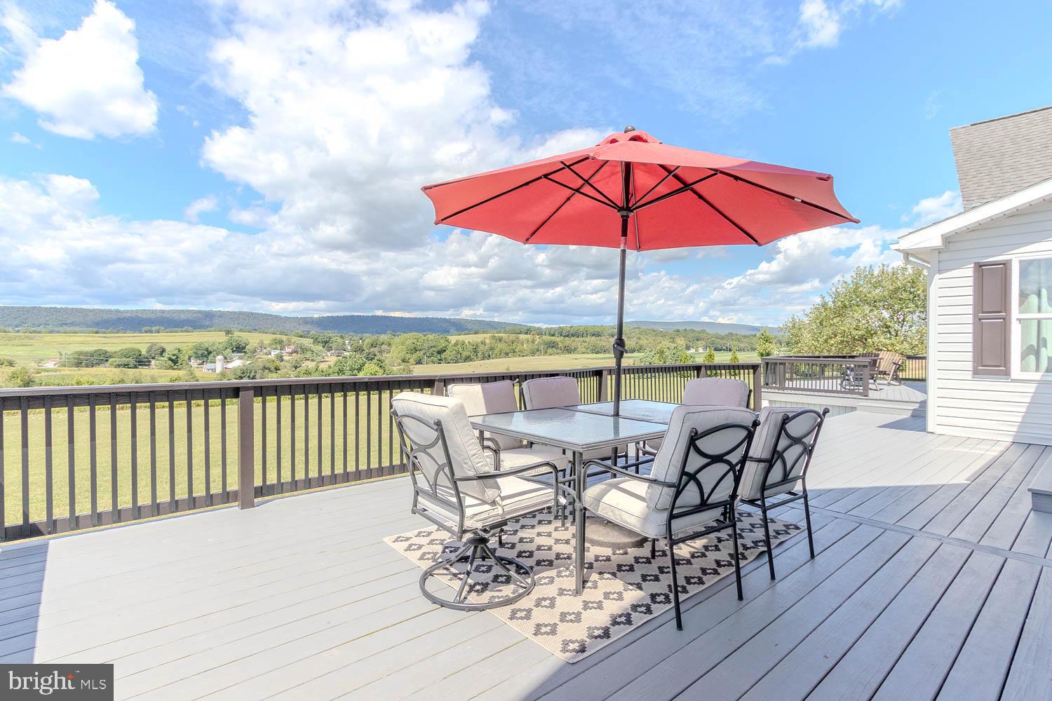 HIDDEN LAKES ESTATES - Residential