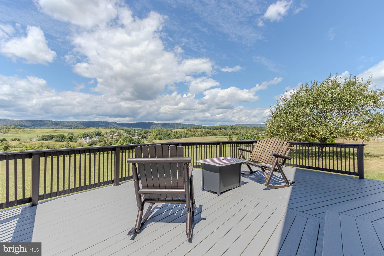 HIDDEN LAKES ESTATES - Residential