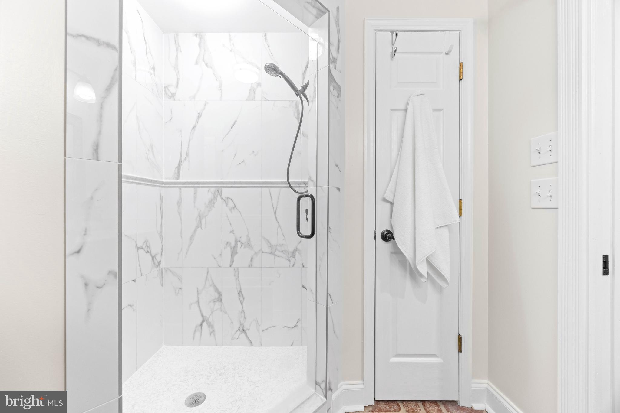 RIVERSIDE - Residential