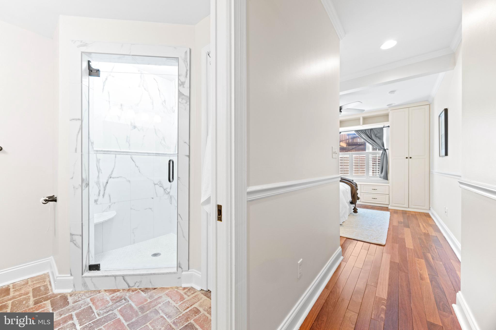 RIVERSIDE - Residential