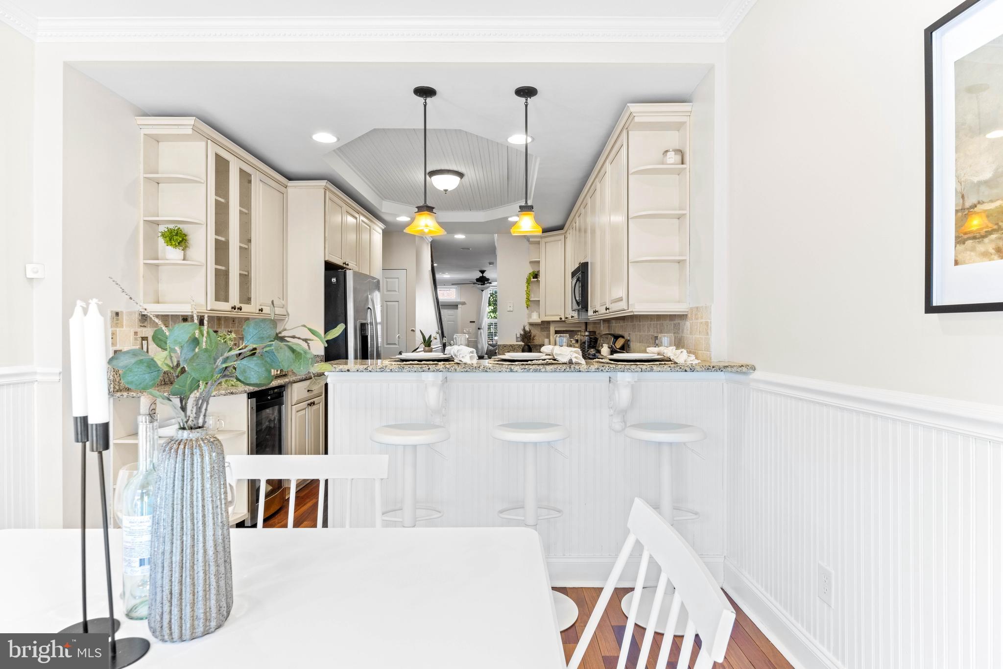 RIVERSIDE - Residential