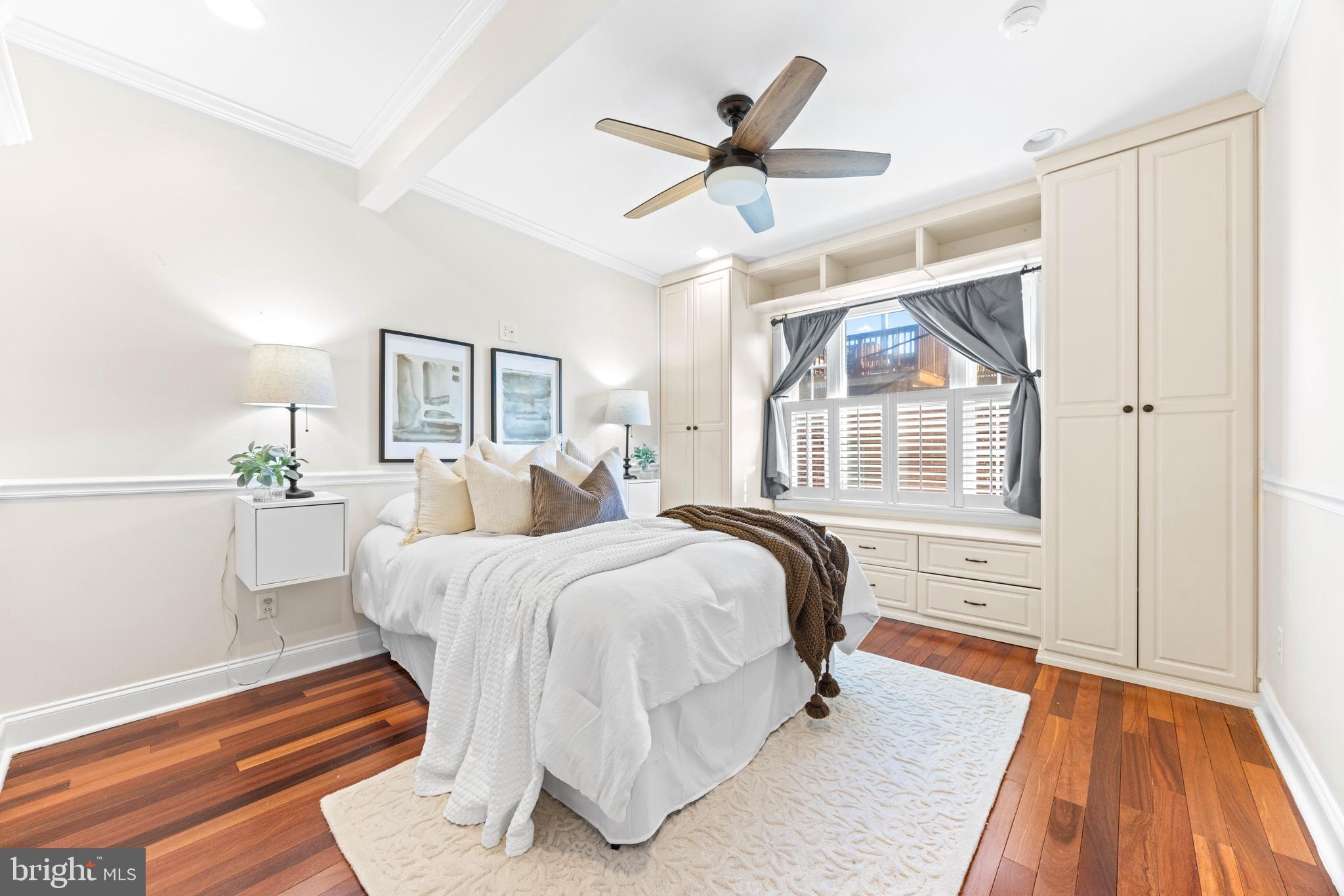 RIVERSIDE - Residential