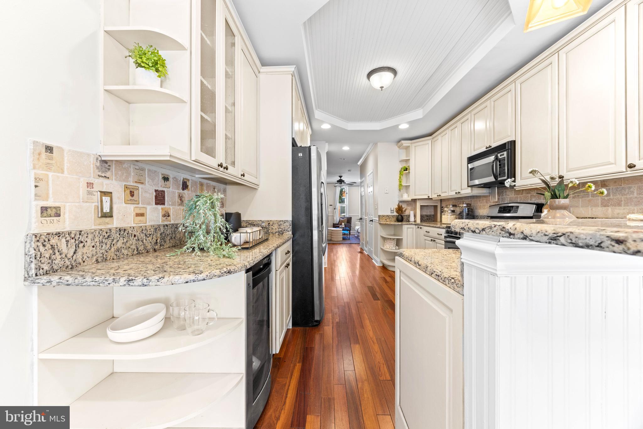 RIVERSIDE - Residential