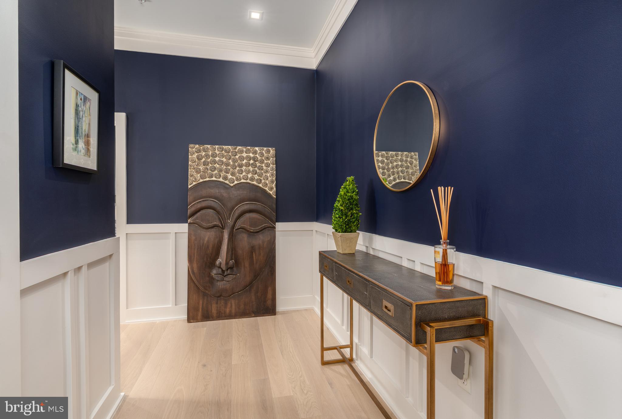 737 SWANN AVENUE 502