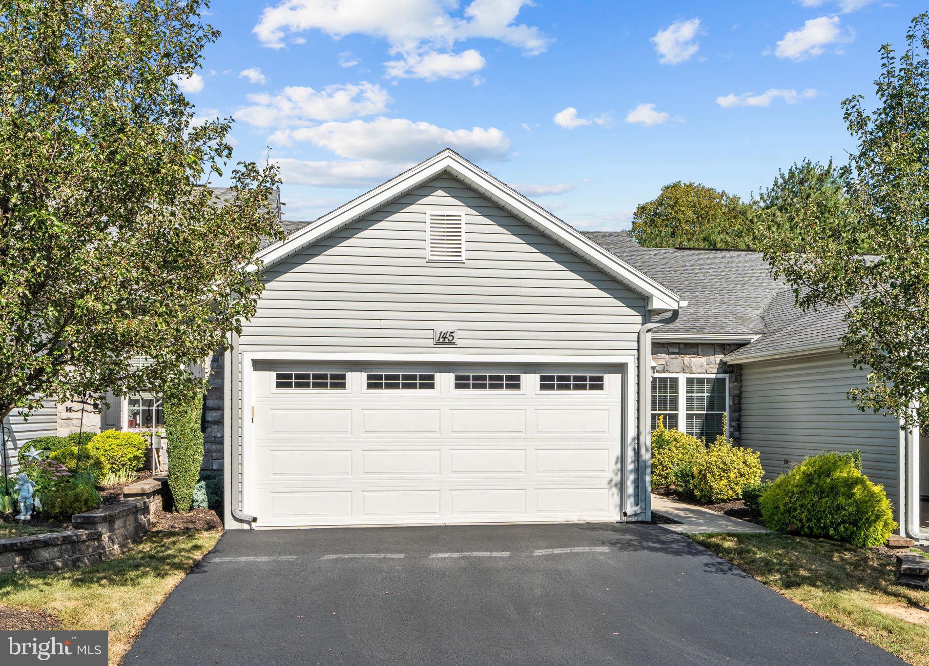 LEHMAN'S CROSSING - Residential