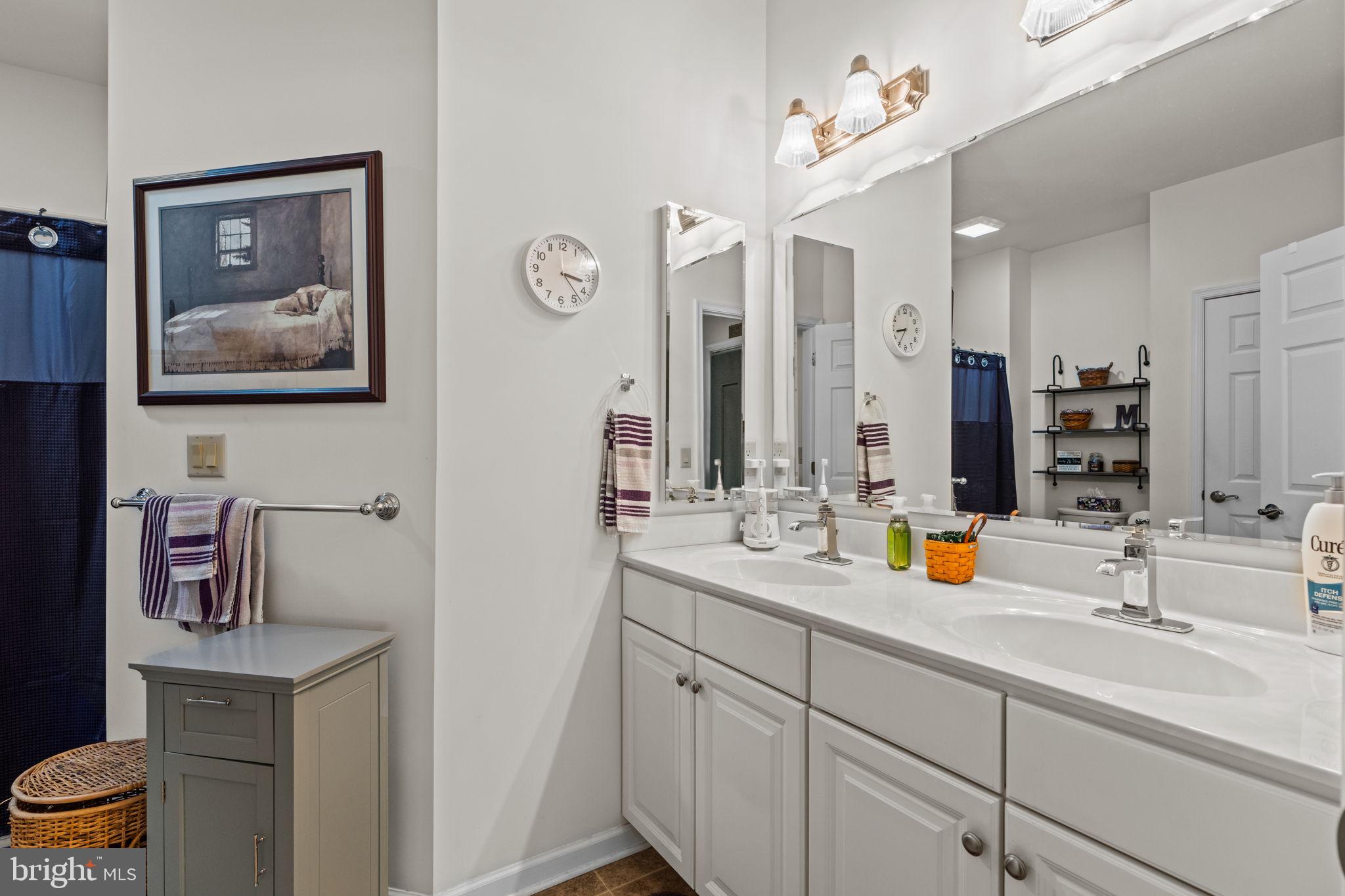 LEHMAN'S CROSSING - Residential