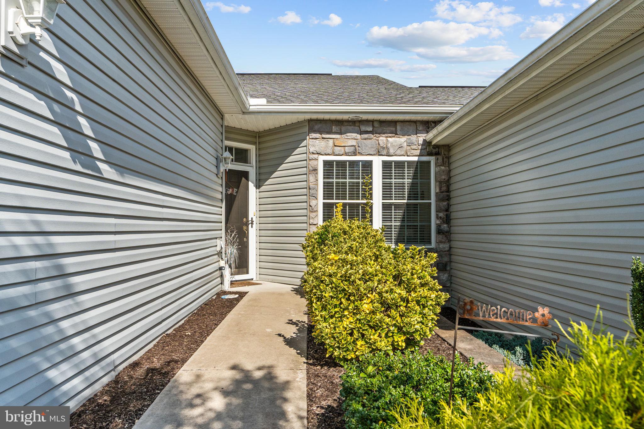 LEHMAN'S CROSSING - Residential