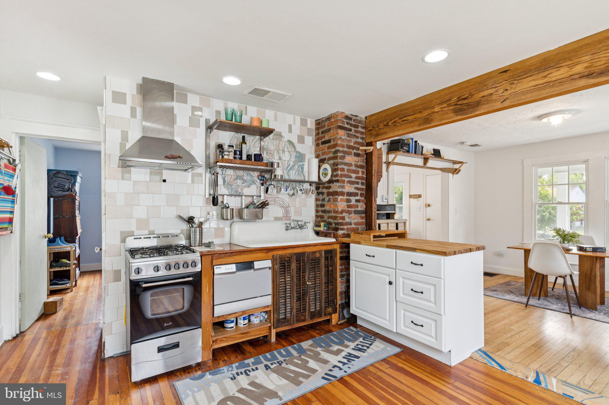 ANNAPOLIS - Residential