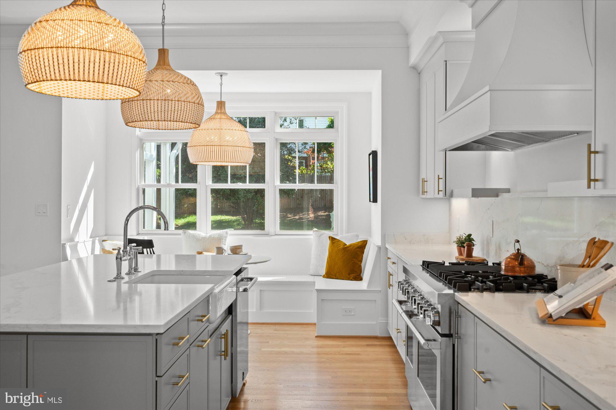 MONTICELLO PARK - Residential