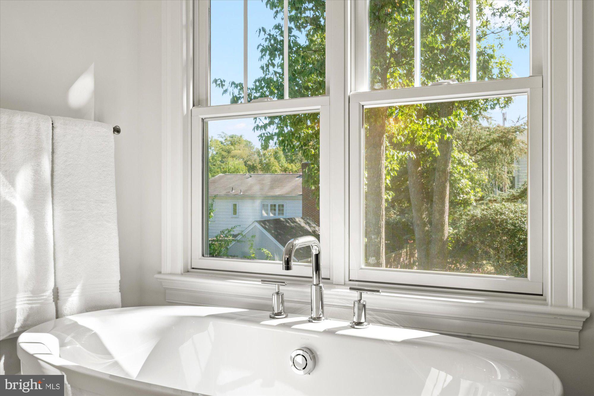 MONTICELLO PARK - Residential