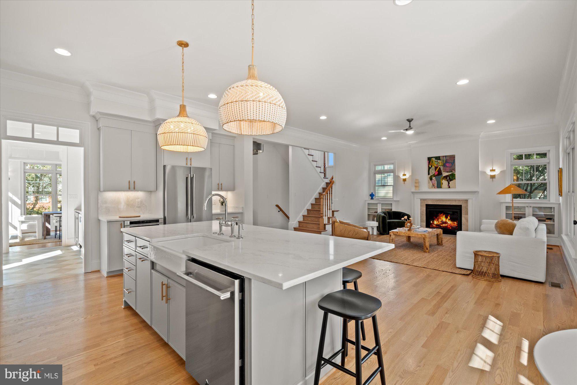 MONTICELLO PARK - Residential