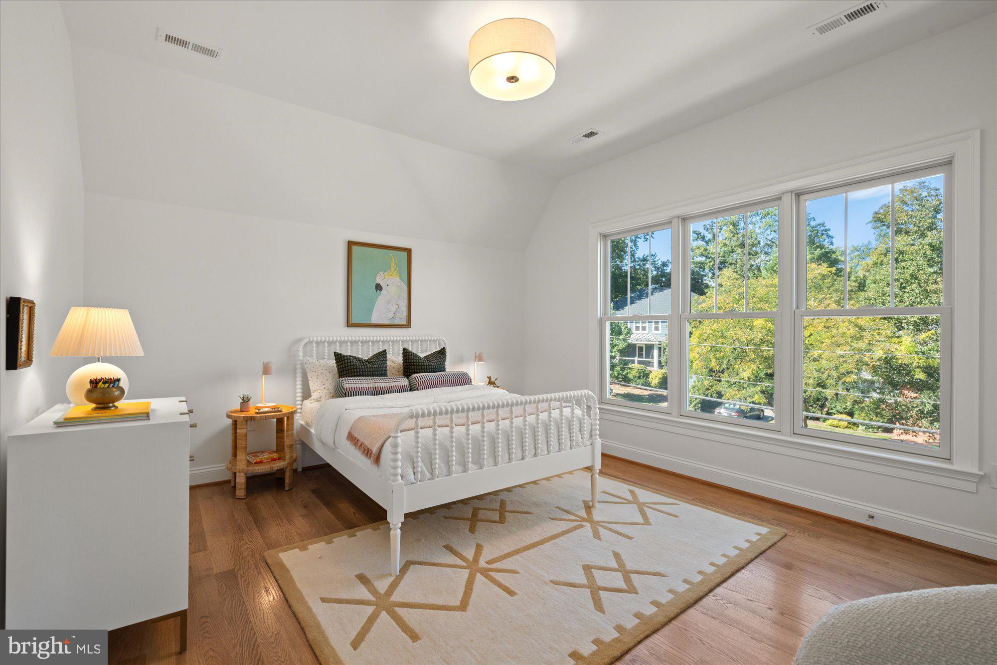 MONTICELLO PARK - Residential