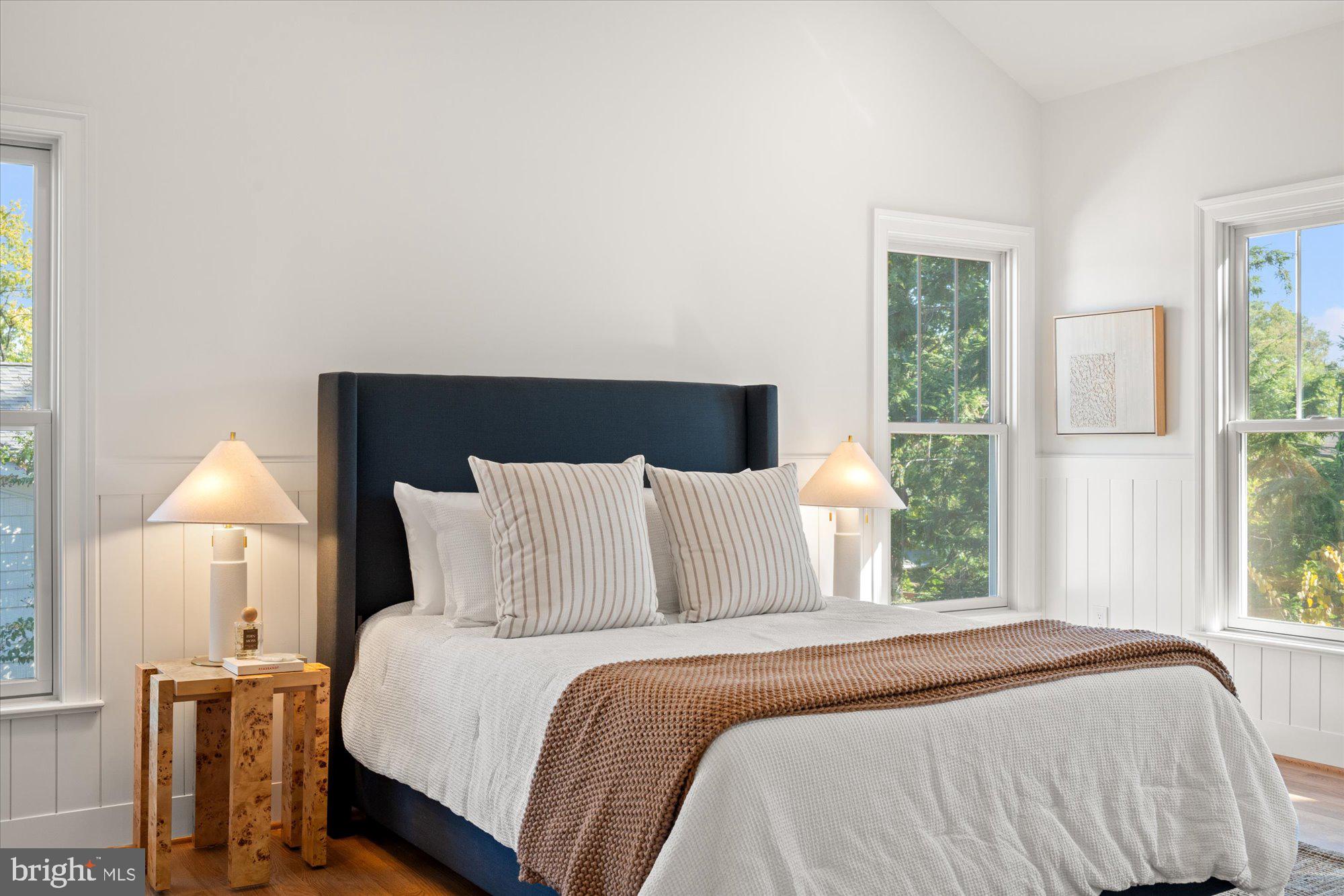 MONTICELLO PARK - Residential