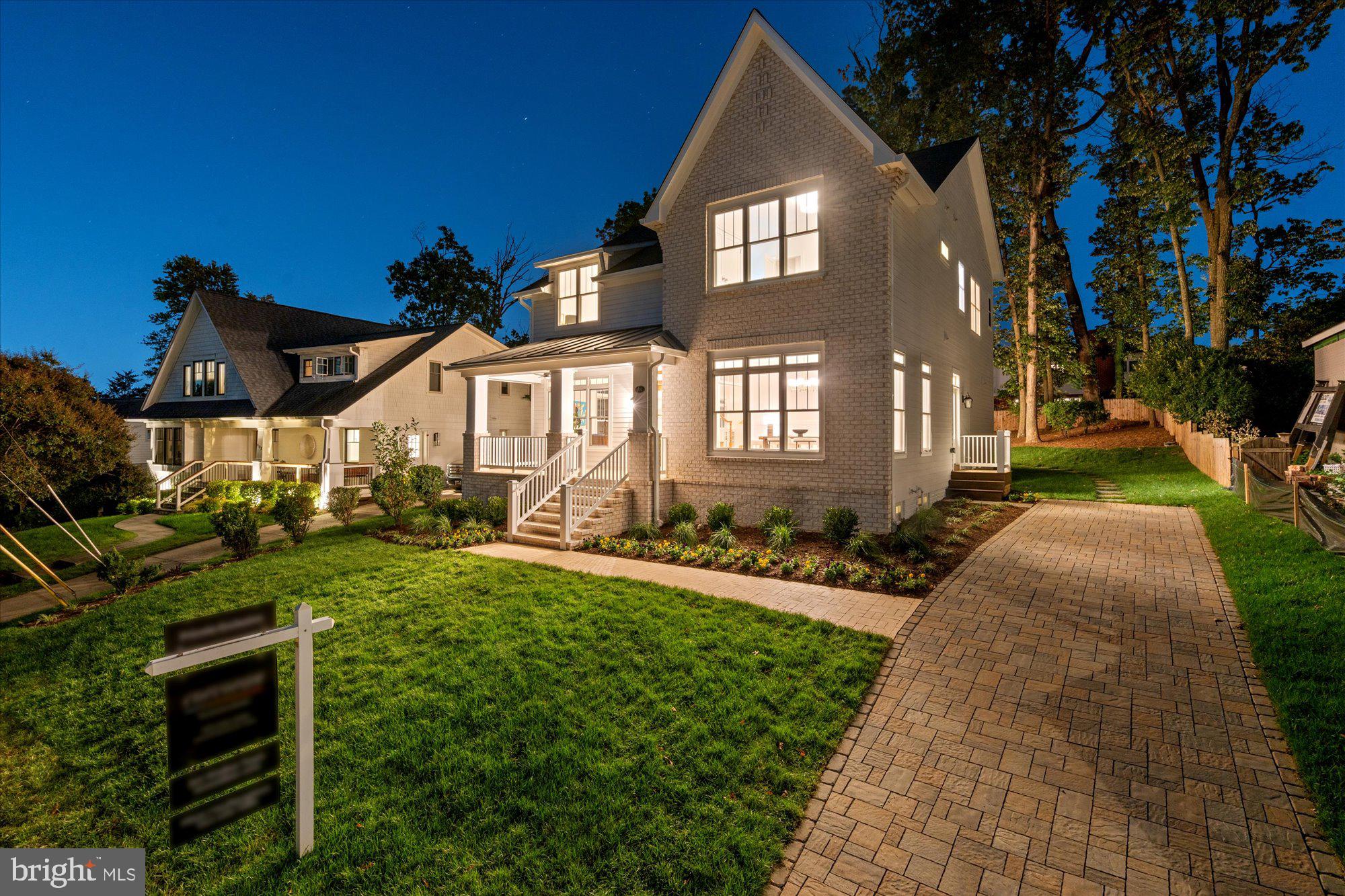 MONTICELLO PARK - Residential