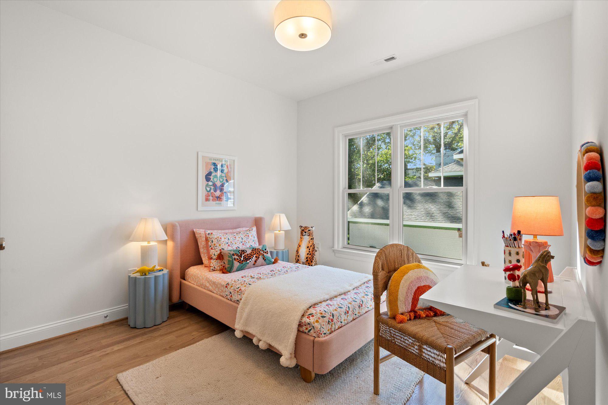 MONTICELLO PARK - Residential