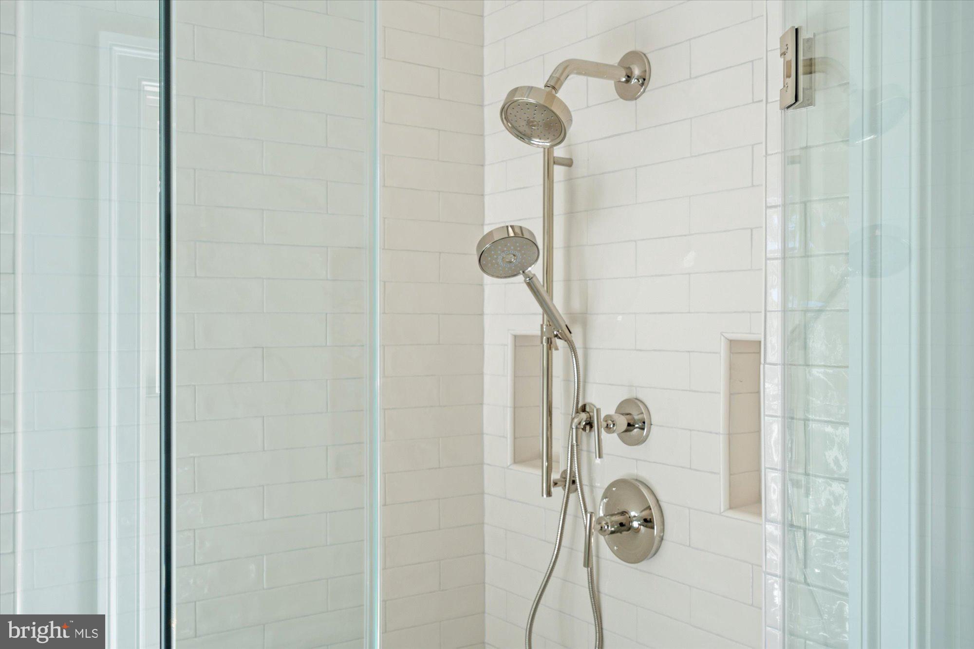 MONTICELLO PARK - Residential