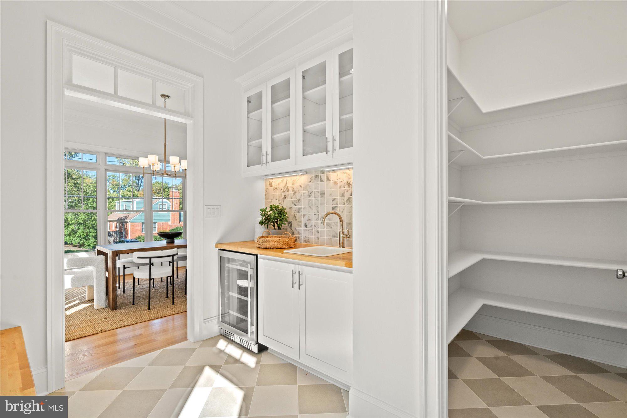 MONTICELLO PARK - Residential