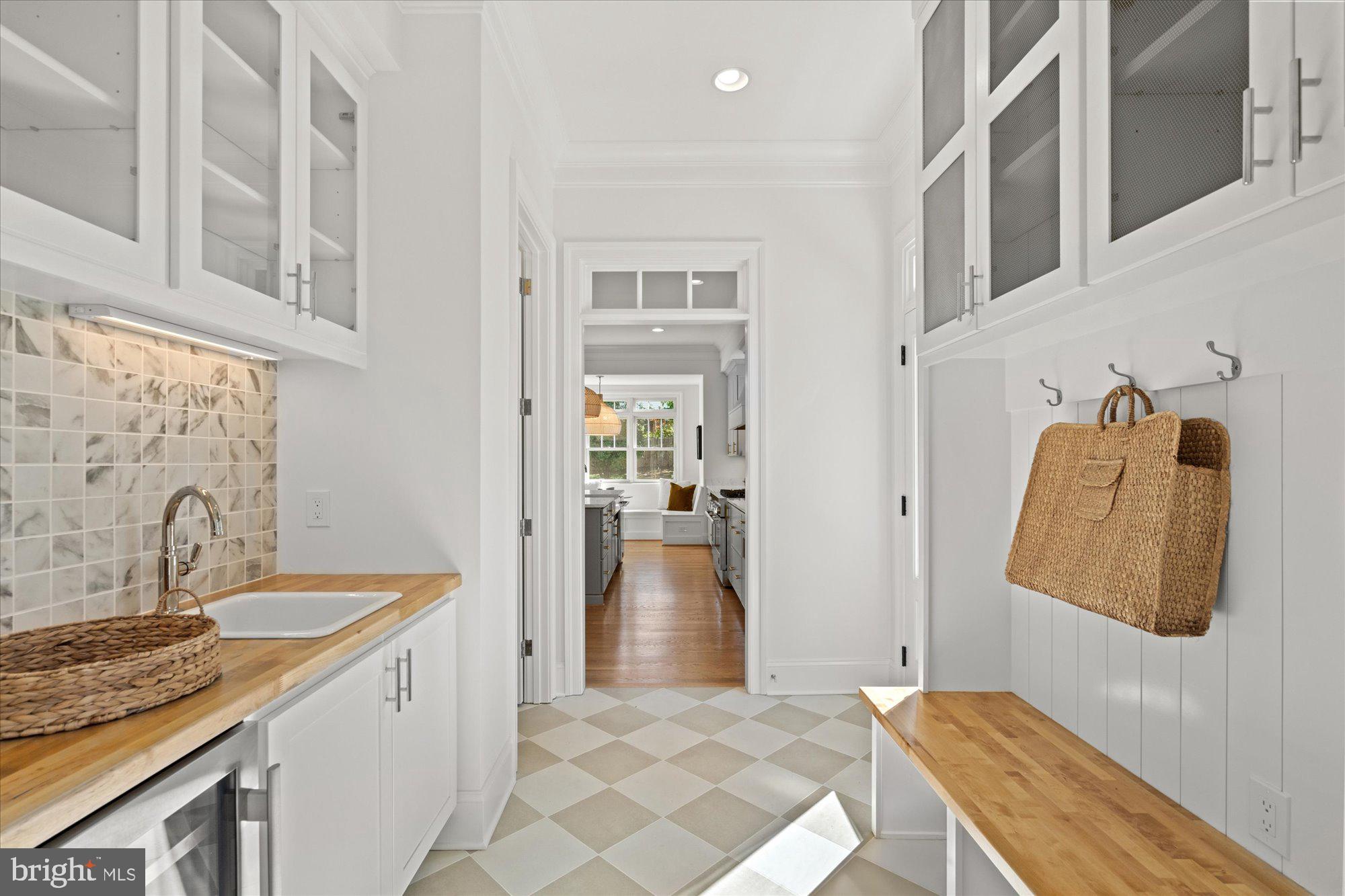 MONTICELLO PARK - Residential