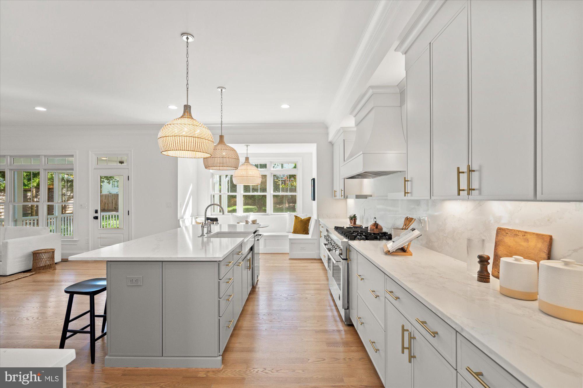 MONTICELLO PARK - Residential